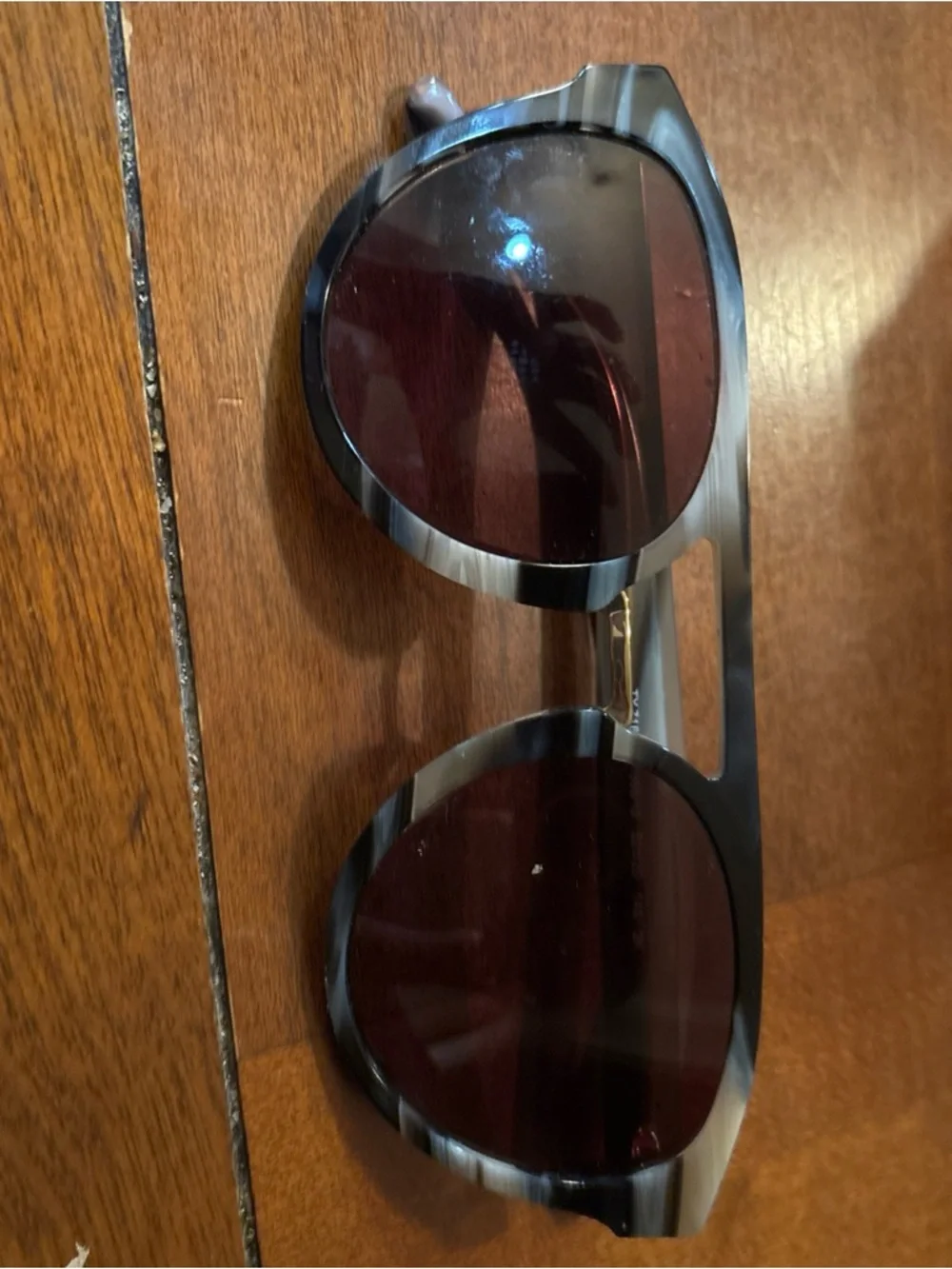 Striped Gray Cat-Eye Tory Burch Sunglasses with Dark Lenses - Picture 1 of 9